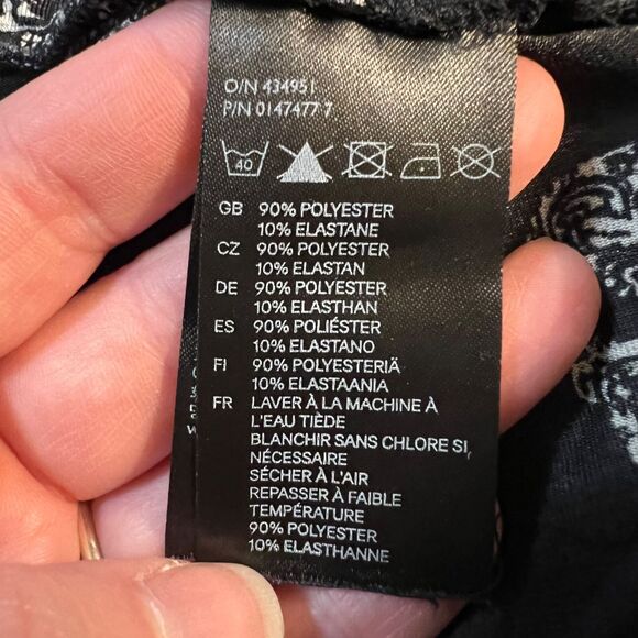 H&M Divided Womens Leggings Skull Print Skinny Stretch Black White Size 6 - Picture 8 of 8